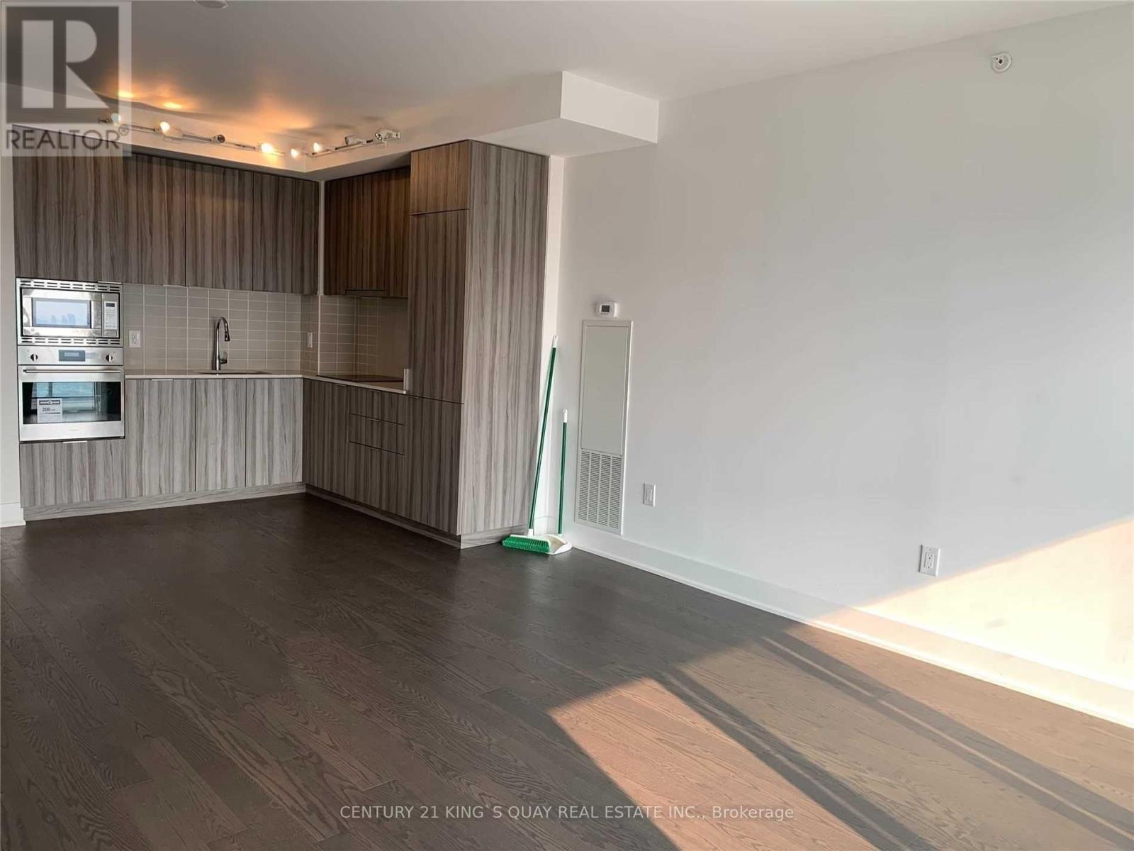 3706 - 955 Bay Street, Toronto, Ontario  M5S 0C6 - Photo 3 - C13499108