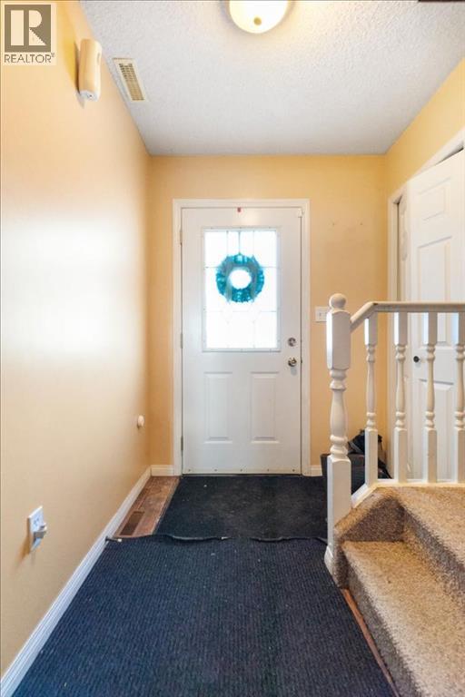 9109 112 Avenue, Grande Prairie, Alberta  T8X 1K5 - Photo 2 - A2324956