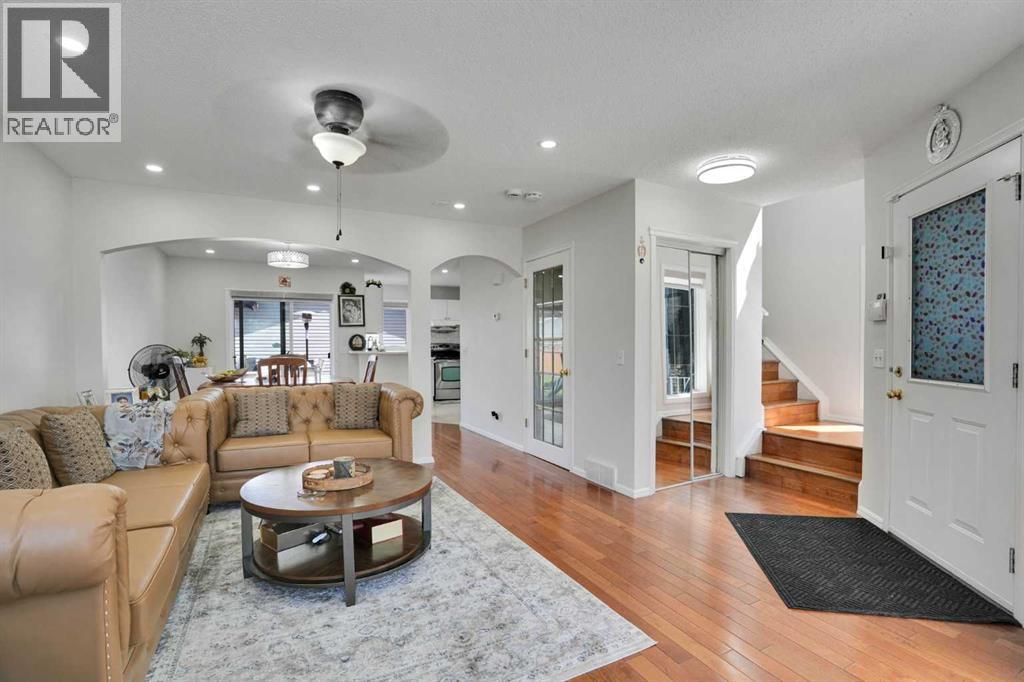 143 Taralea Gardens NE, Calgary, Alberta  T3J 4W5 - Photo 6 - A2311912