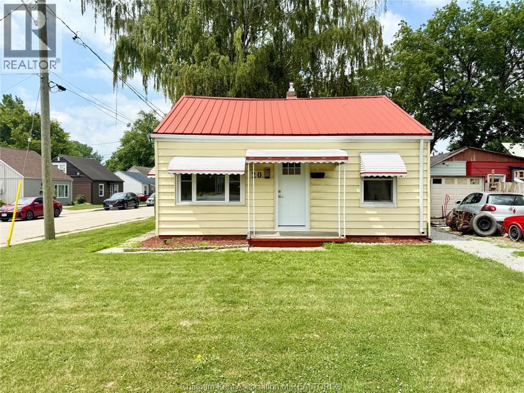 20 MCNAUGHTON AVENUE, Wallaceburg, Ontario