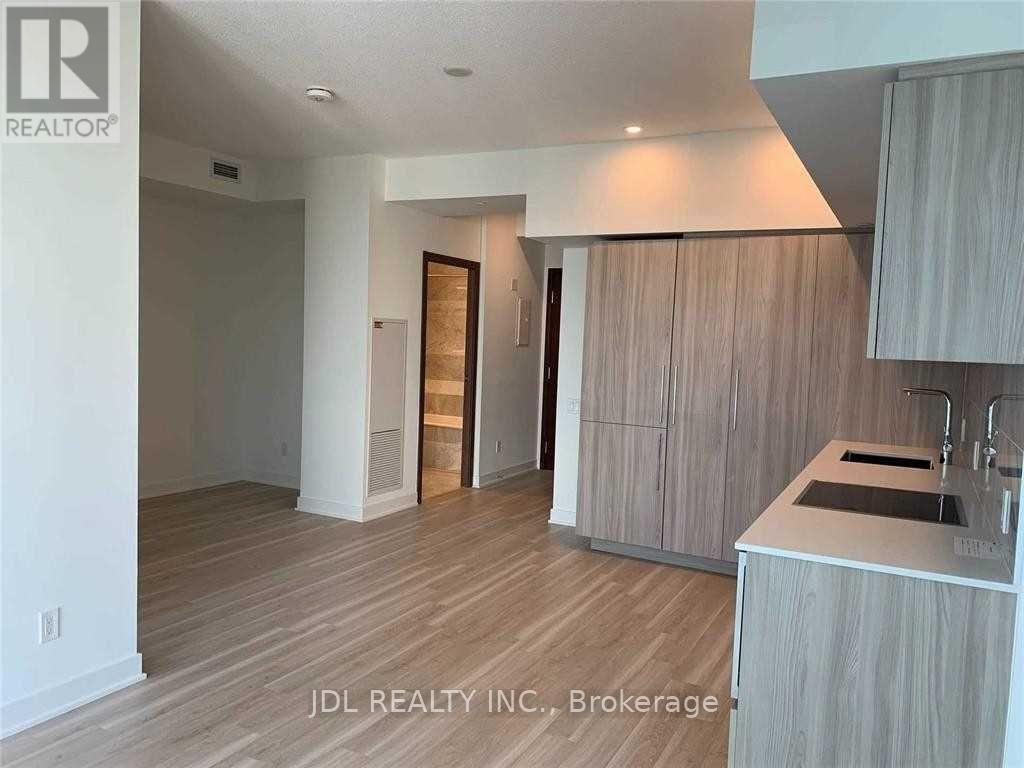3810 - 19 Bathurst Street, Toronto, Ontario  M5V 0N2 - Photo 4 - C13499118