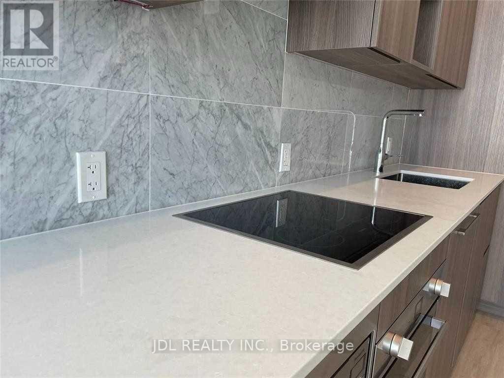 3810 - 19 Bathurst Street, Toronto, Ontario  M5V 0N2 - Photo 6 - C13499118