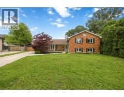914 VARSITY CRESCENT, Sarnia, Ontario