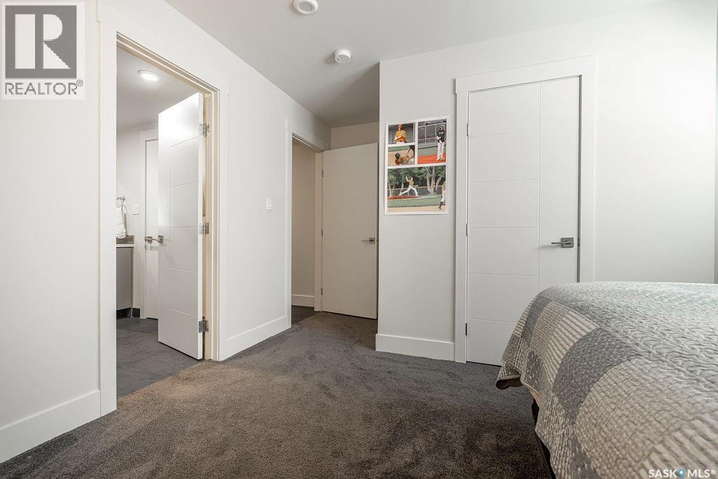 1302 Edward Avenue, Saskatoon, Saskatchewan  S7K 3B1 - Photo 24 - SK040946