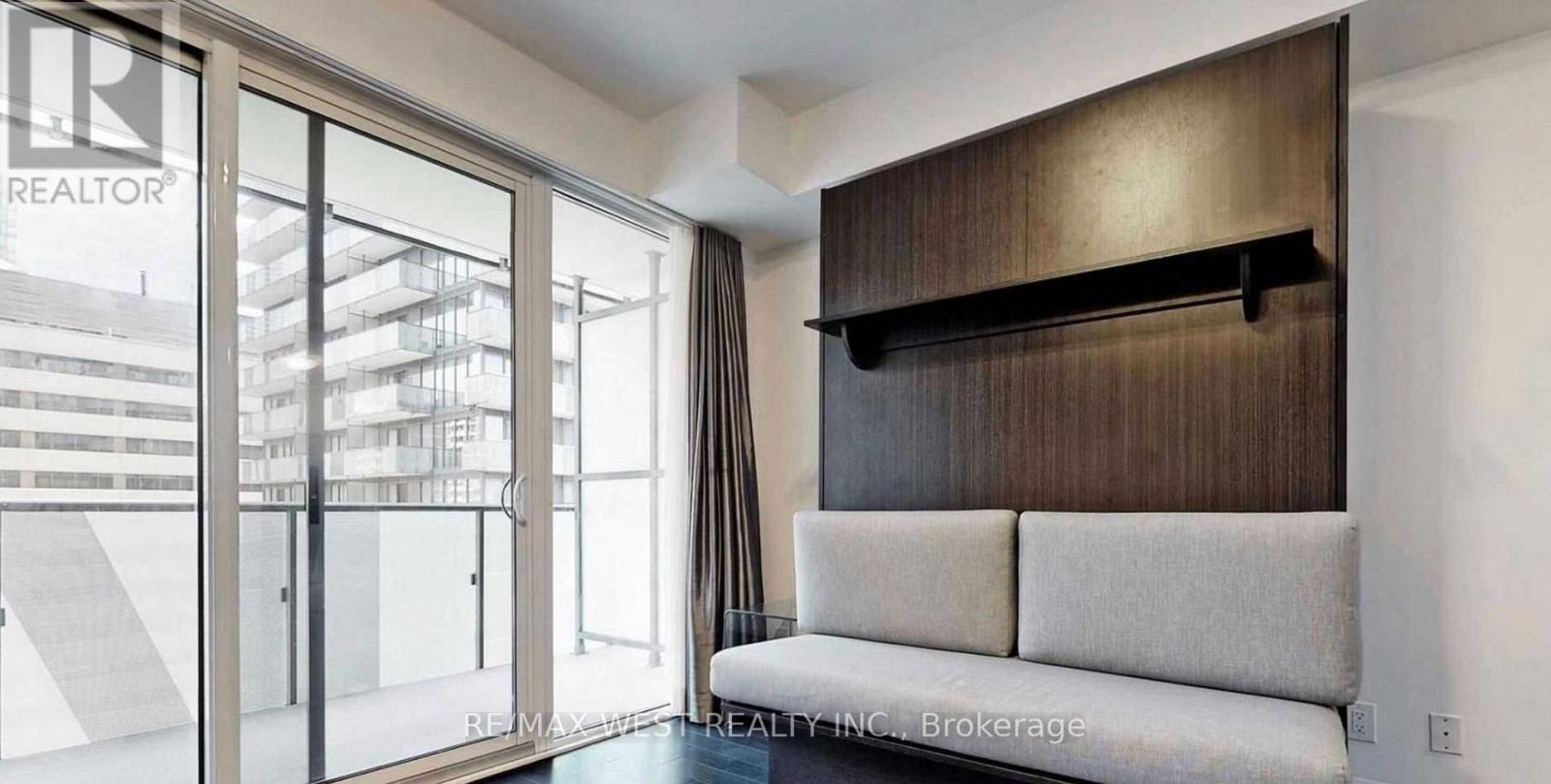 3210 - 65 ST MARY STREET, Toronto, Ontario