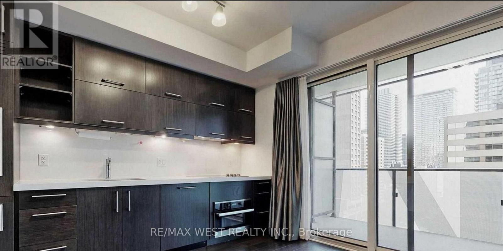 3210 - 65 St Mary Street, Toronto, Ontario  M5S 0A6 - Photo 4 - C13499130