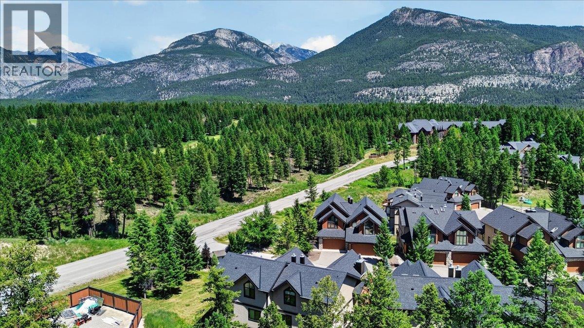 835 Lakeview Drive Unit# 3, Windermere, British Columbia  V0A 1K3 - Photo 5 - 10392772