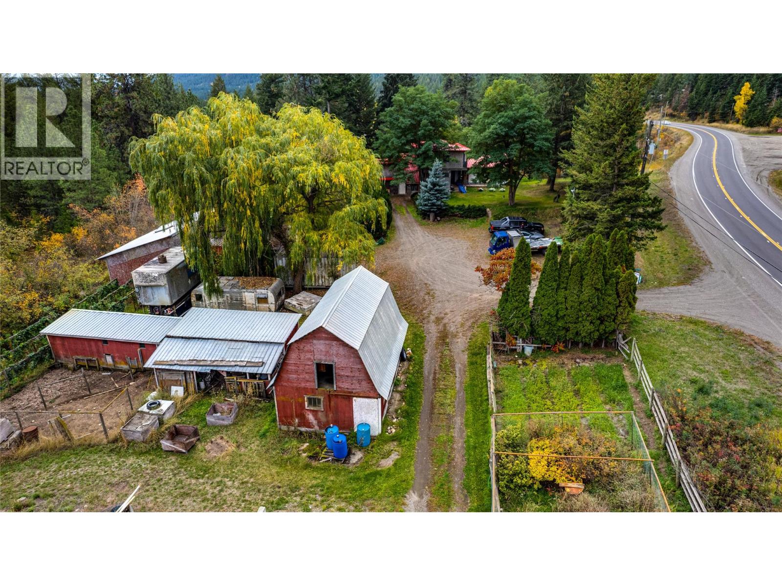 2860 Highway 97 North, Falkland, British Columbia  V4Y 0X3 - Photo 21 - 10384398