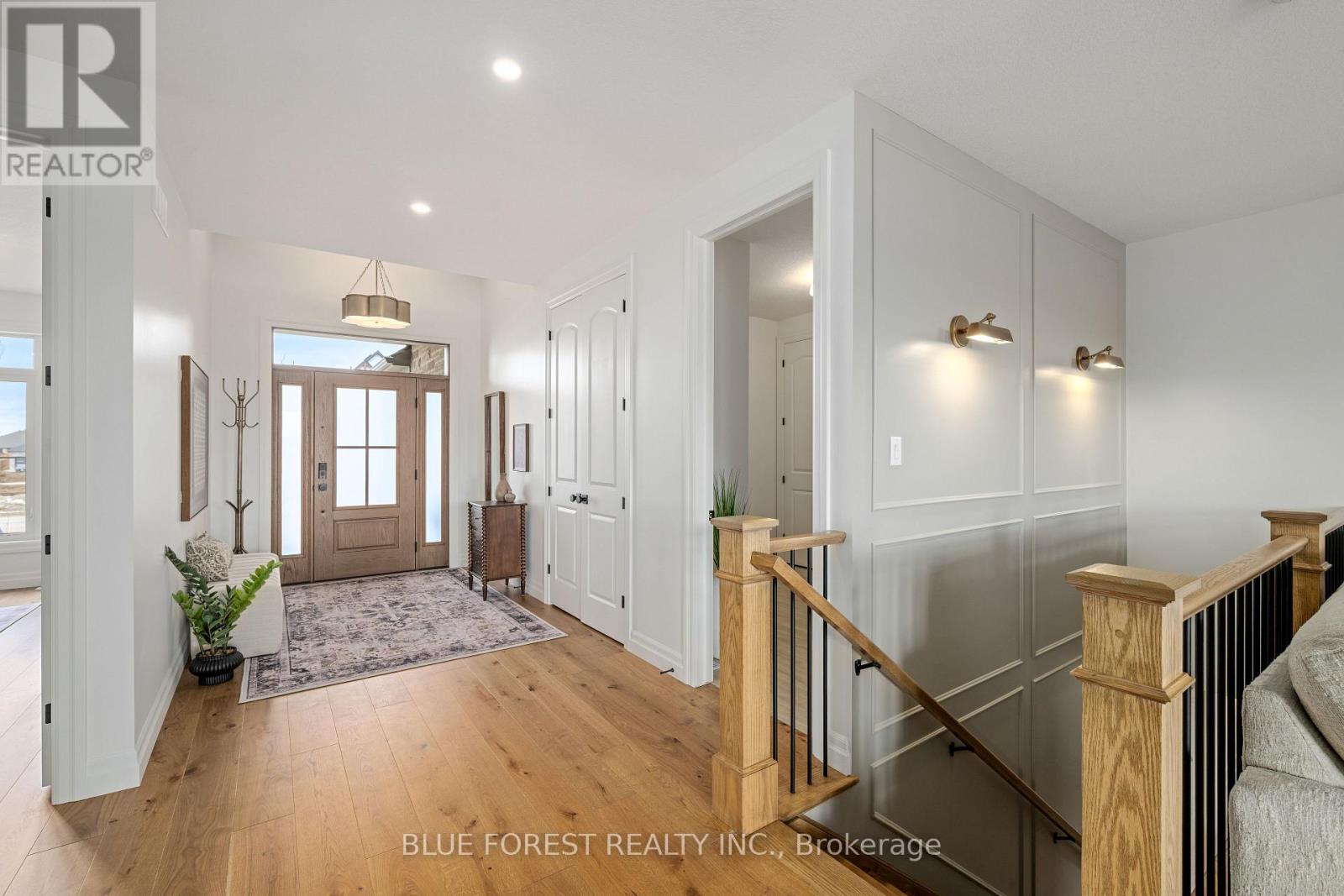 225 Harvest Lane, Thames Centre, Ontario  N0L 1G2 - Photo 3 - X13499148