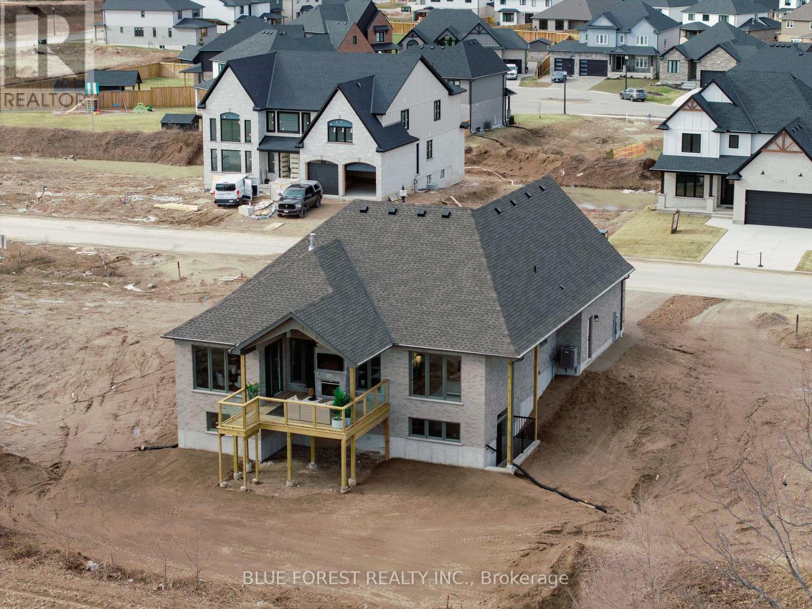 225 Harvest Lane, Thames Centre, Ontario  N0L 1G2 - Photo 42 - X13499148