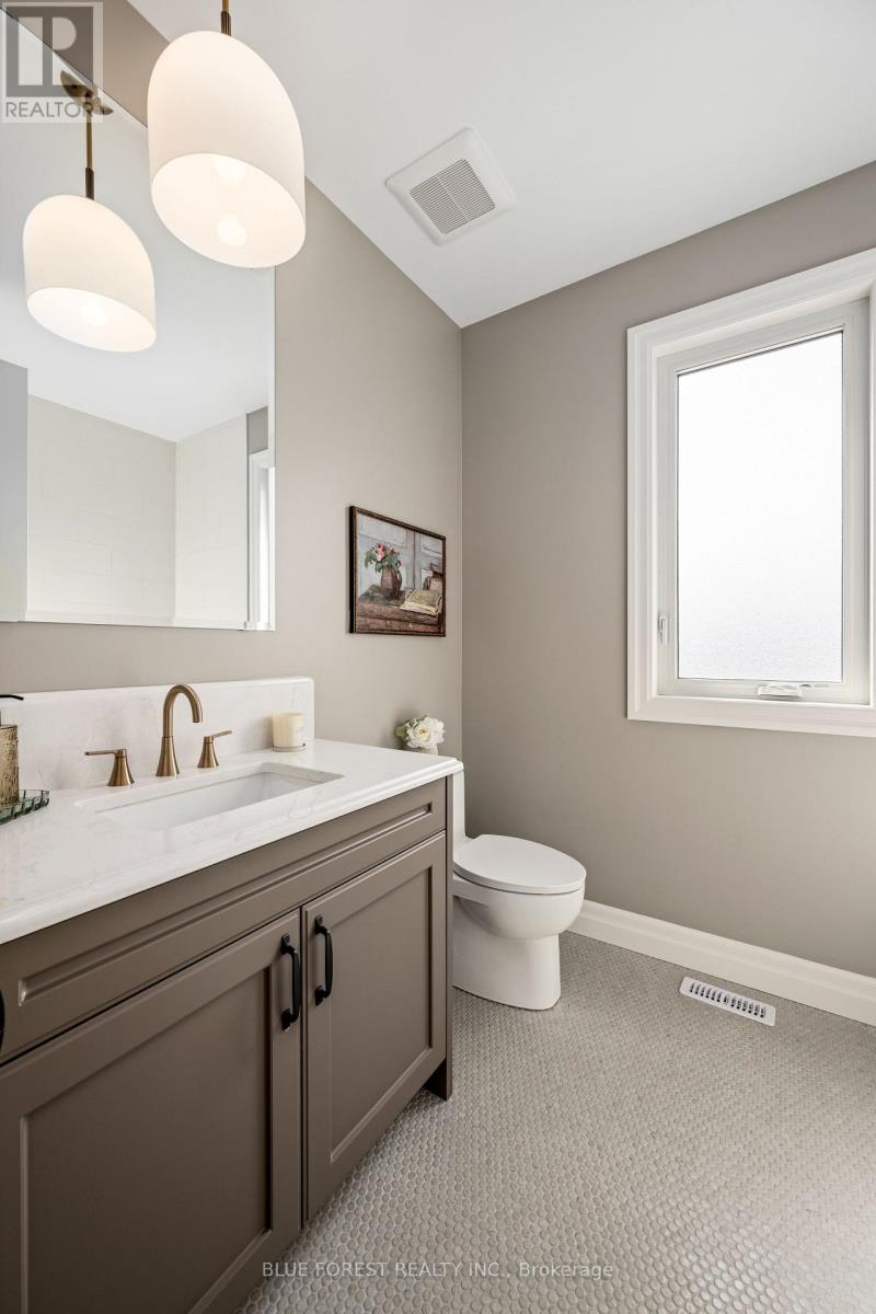 225 Harvest Lane, Thames Centre, Ontario  N0L 1G2 - Photo 7 - X13499148