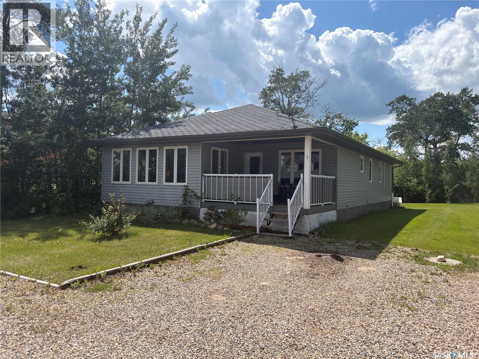 33 Mercedes BAY, Fishing Lake, Saskatchewan