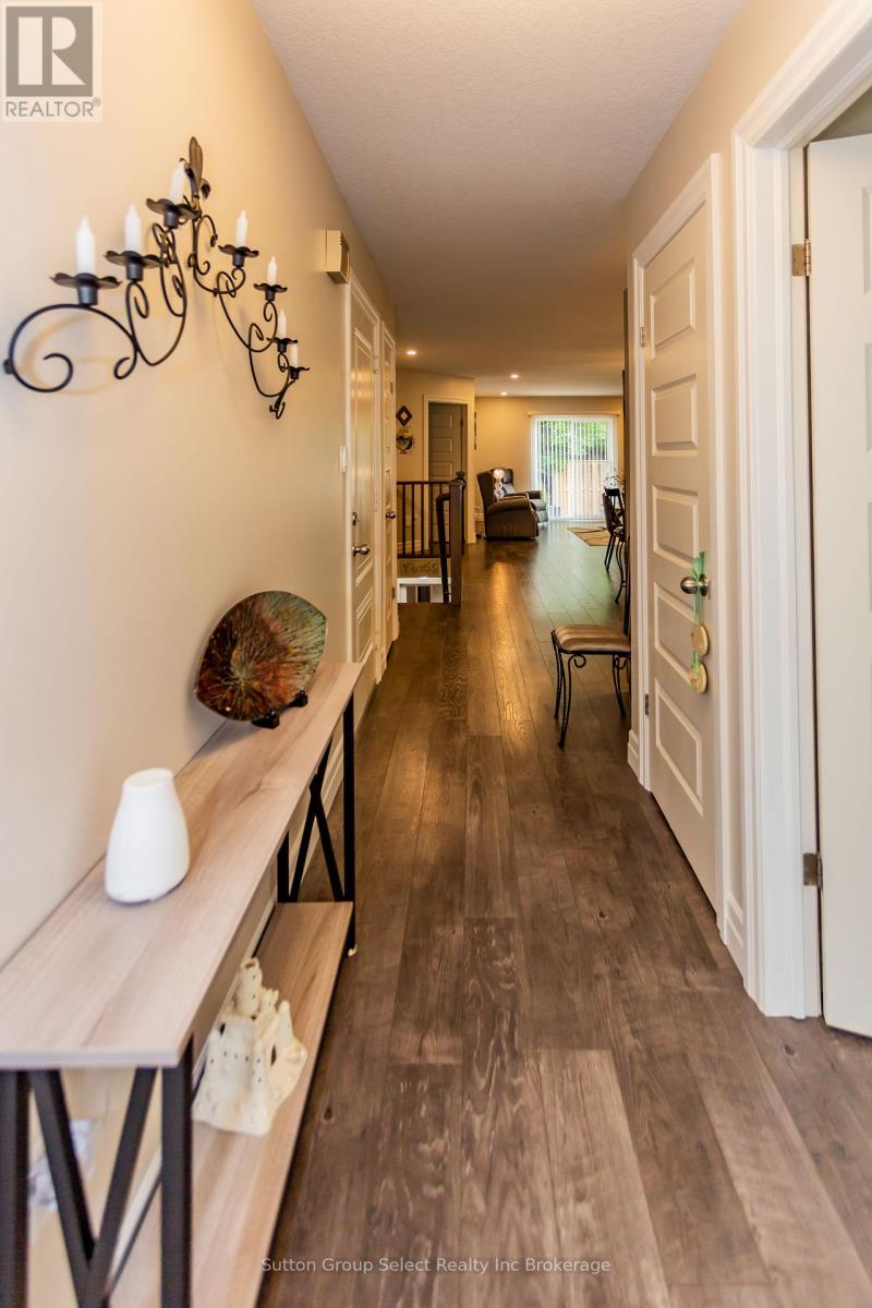 1 - 35 Chatfield Street, Ingersoll, Ontario  N5C 0B3 - Photo 6 - X13499152