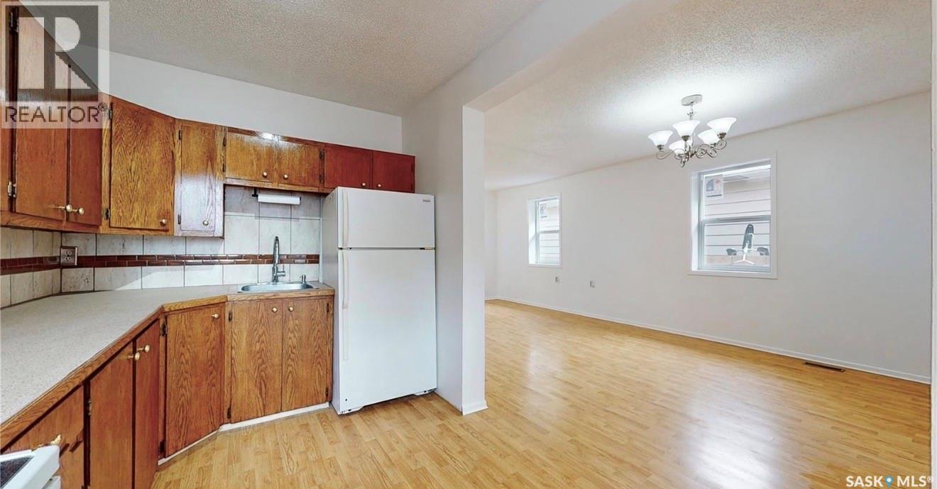 2160 Borden Street, Regina, Saskatchewan  S4N 2K8 - Photo 11 - SK040863