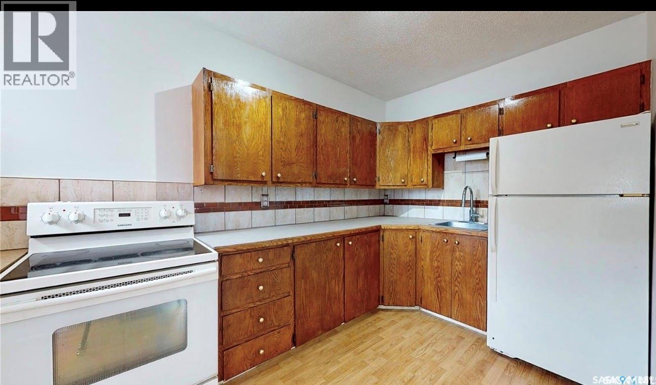 2160 Borden Street, Regina, Saskatchewan  S4N 2K8 - Photo 9 - SK040863
