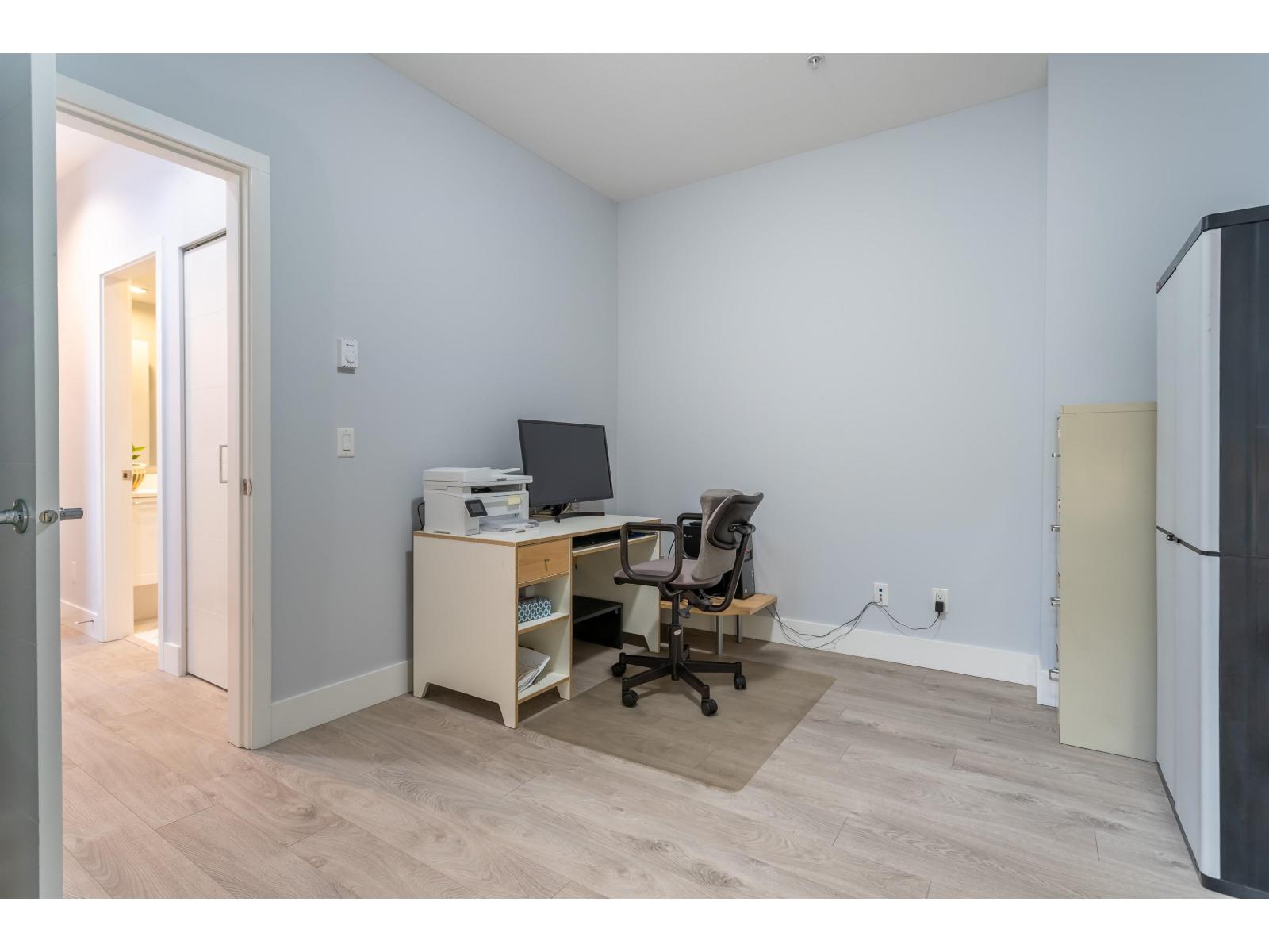 Listing image 24