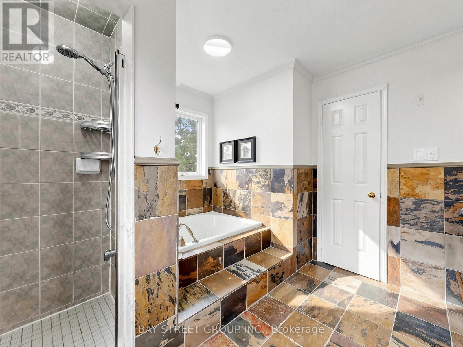 98 Brookeview Drive, Aurora, Ontario  L4G 6R5 - Photo 31 - N13074182