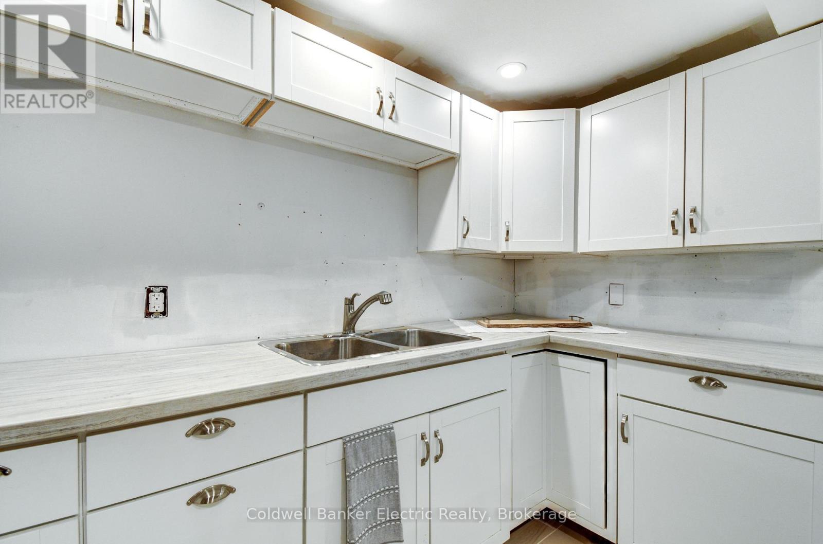 1647 Stenner Road, Douro-Dummer, Ontario  K0L 2H0 - Photo 13 - X13499212