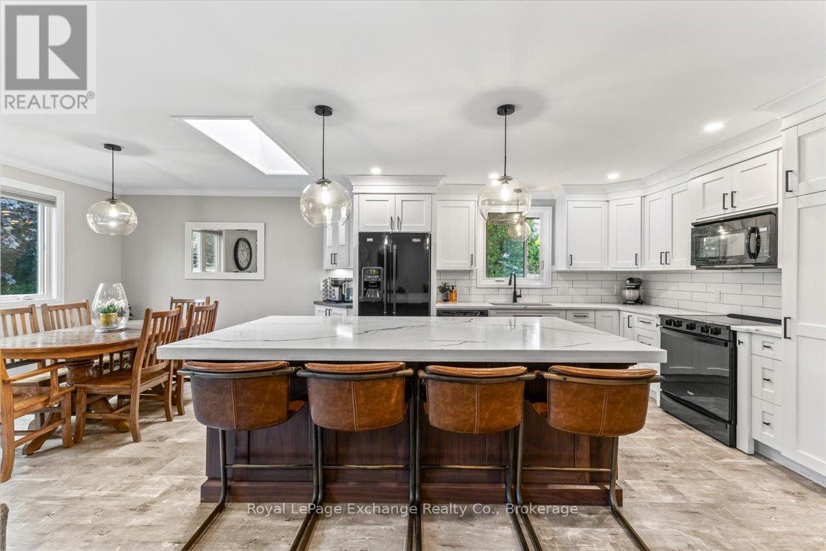 395 Kingsway Street, Kincardine, Ontario  N2Z 1W4 - Photo 6 - X13499198