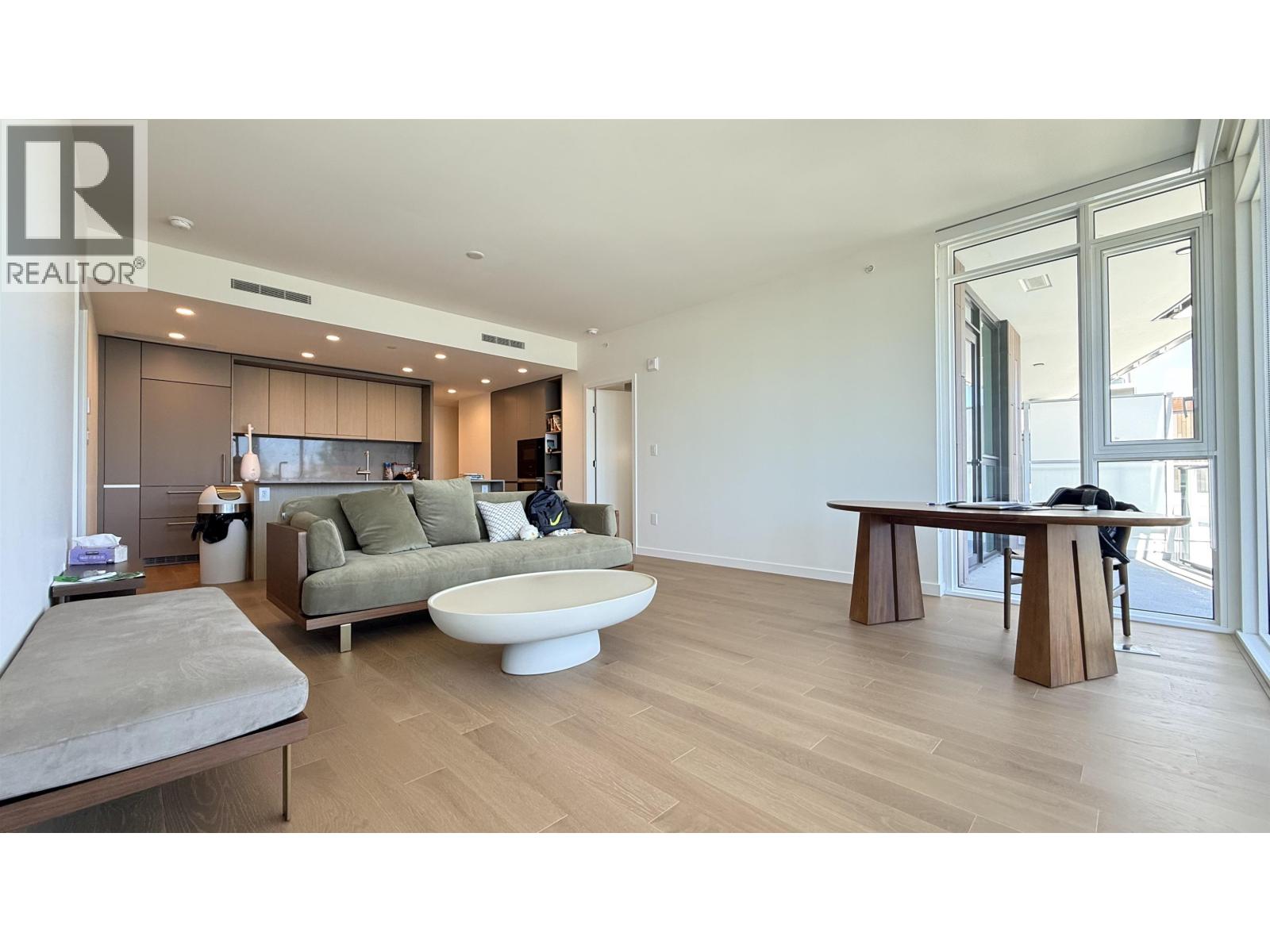 302 3963 Uplands Way, West Vancouver, British Columbia  V7S 0B6 - Photo 2 - R3140683