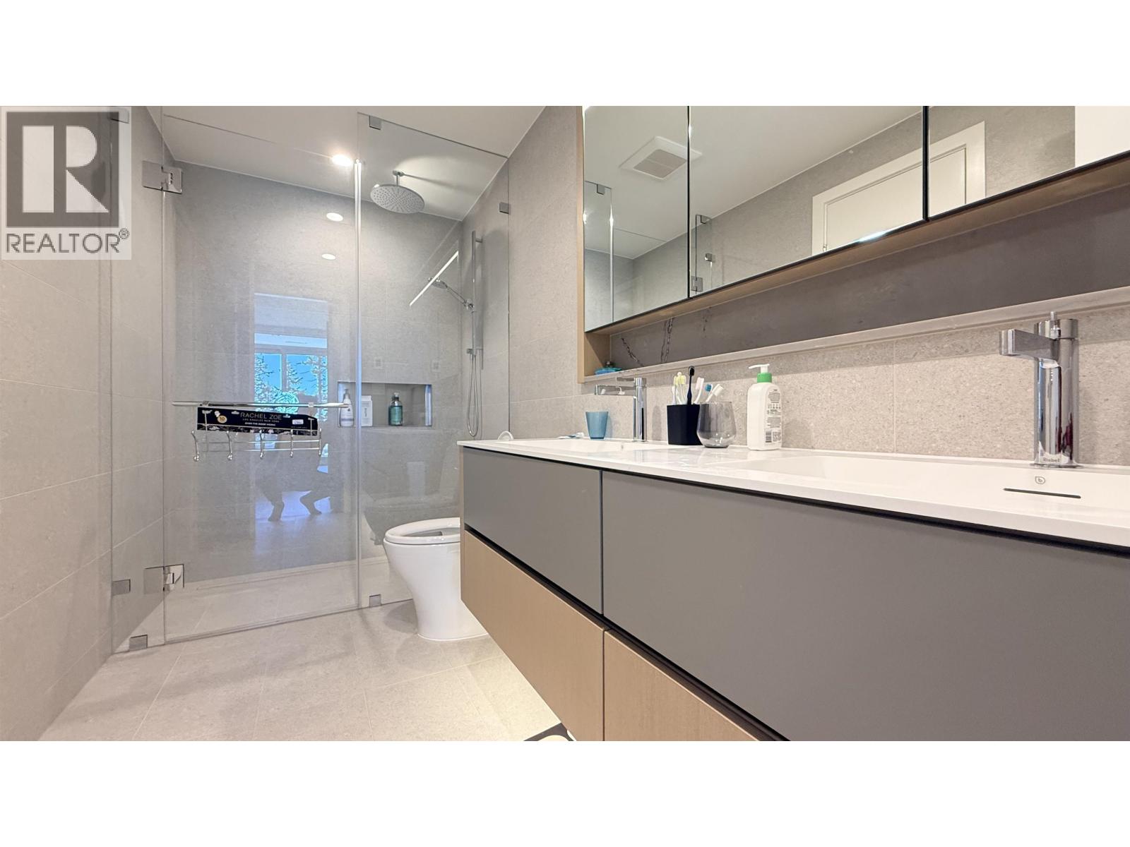 302 3963 Uplands Way, West Vancouver, British Columbia  V7S 0B6 - Photo 5 - R3140683