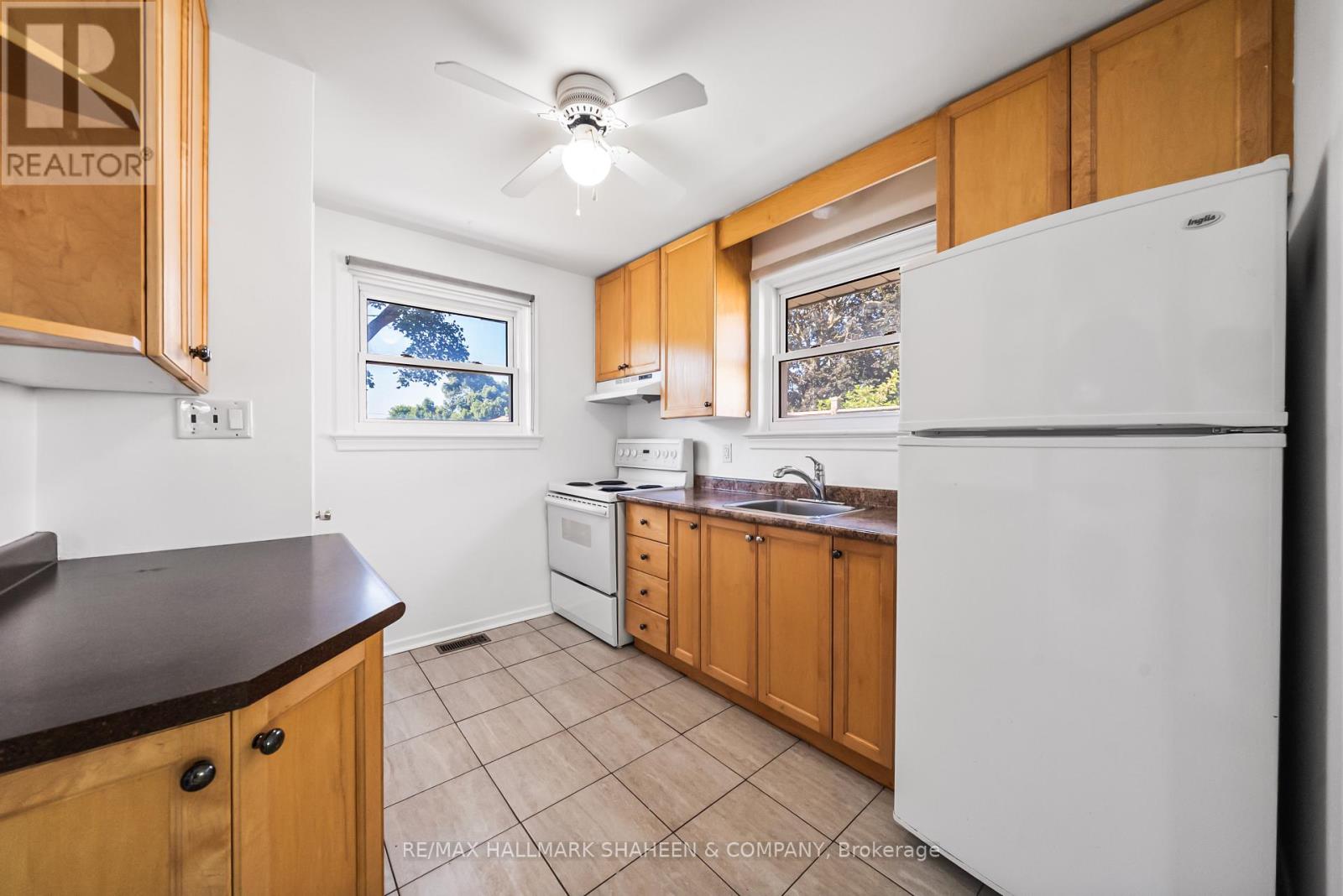 769 Tennyson Avenue, Oshawa, Ontario  L1H 3K5 - Photo 11 - E13474862