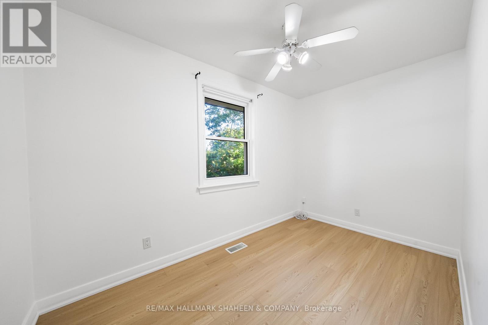 769 Tennyson Avenue, Oshawa, Ontario  L1H 3K5 - Photo 15 - E13474862