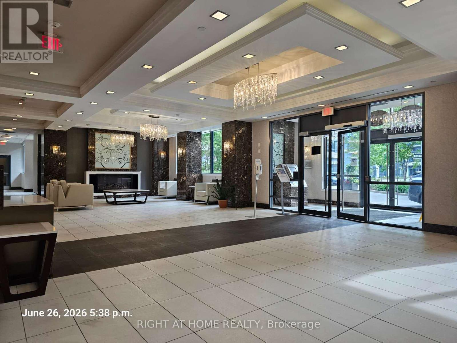 1007 - 376 Highway 7 E, Richmond Hill, Ontario  L4B 0C7 - Photo 2 - N13247622