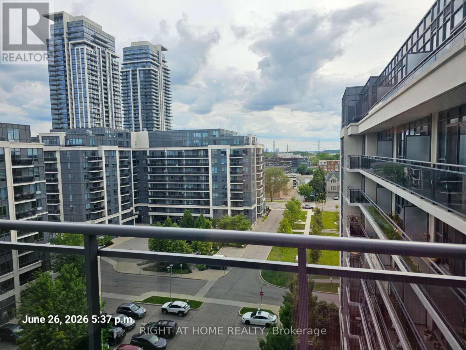 1007 - 376 Highway 7 E, Richmond Hill, Ontario  L4B 0C7 - Photo 3 - N13247622