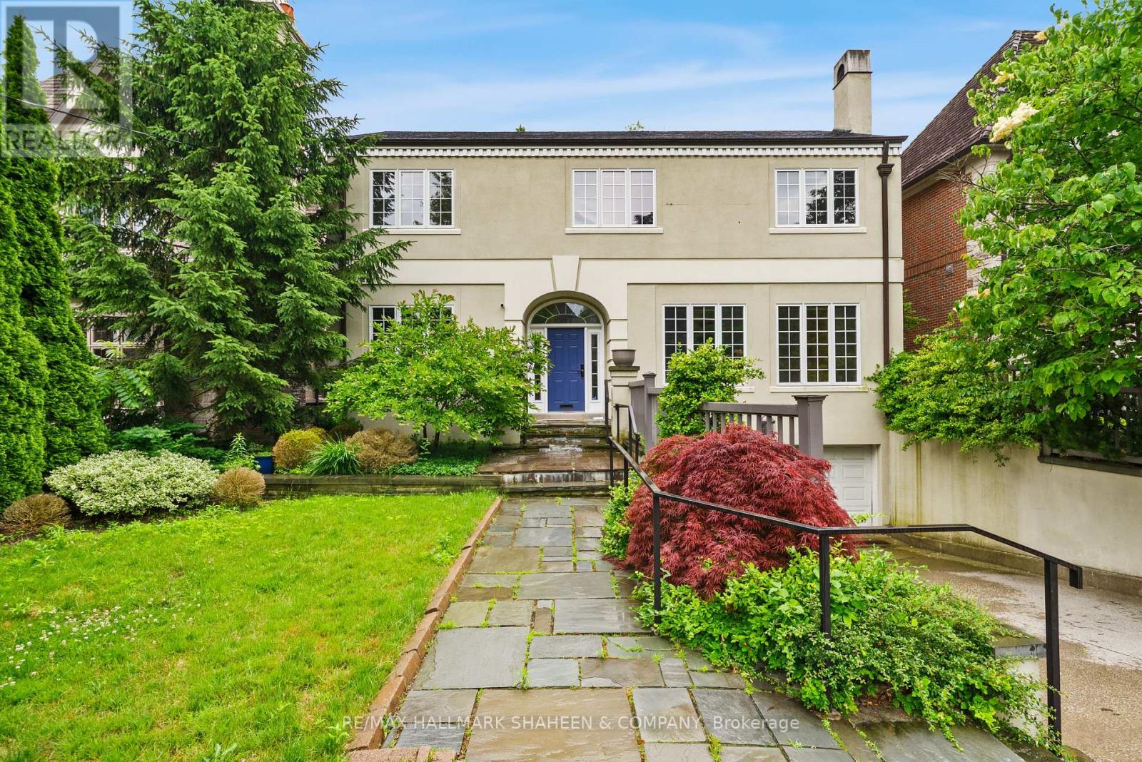 17 CHELTENHAM AVENUE, Toronto, Ontario