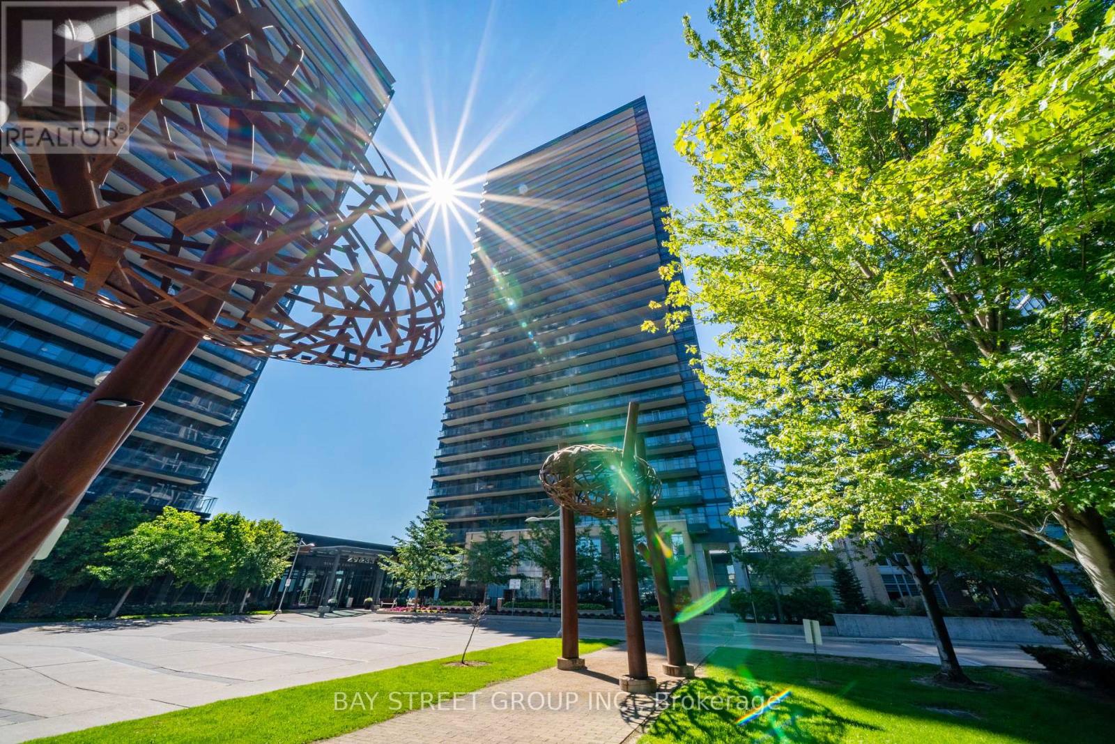 2215 - 29 SINGER COURT, Toronto, Ontario