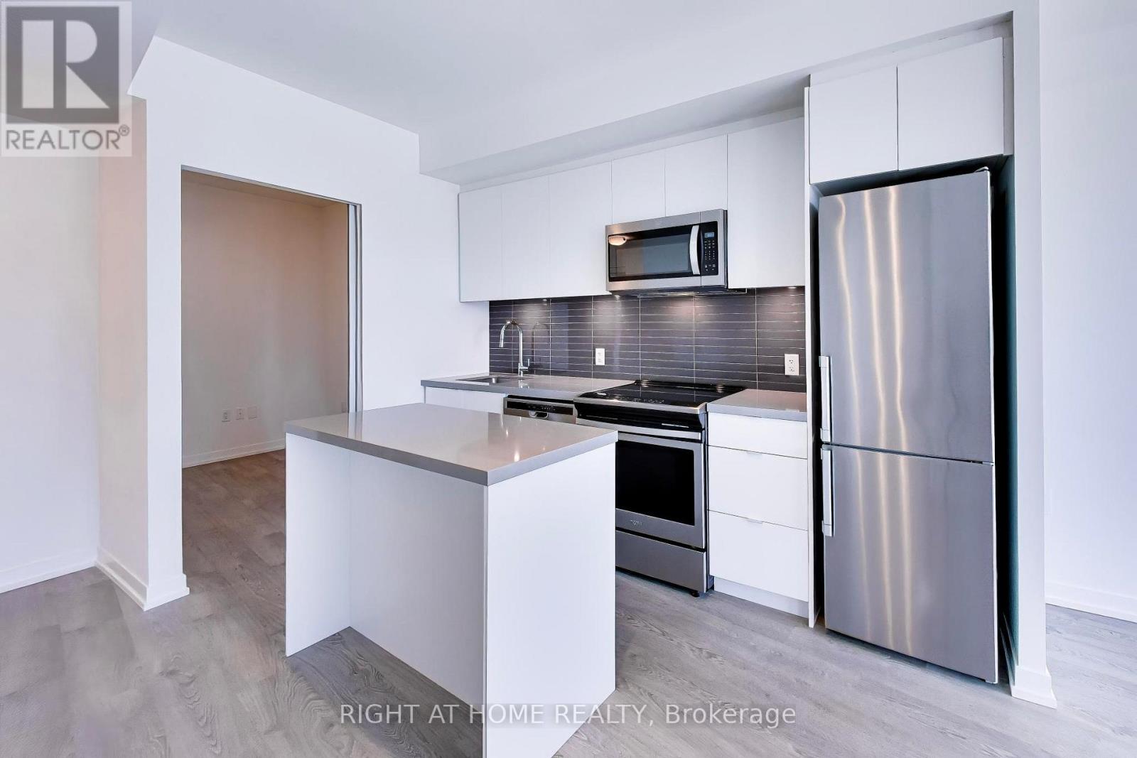 208e - 8868 Yonge Street, Richmond Hill, Ontario  L4C 0T4 - Photo 12 - N13412734