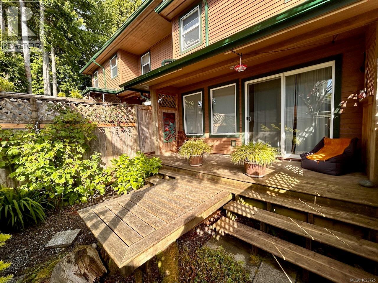 2 1553 Larch Rd, Ucluelet, British Columbia  V0R 3A0 - Photo 5 - 1023725
