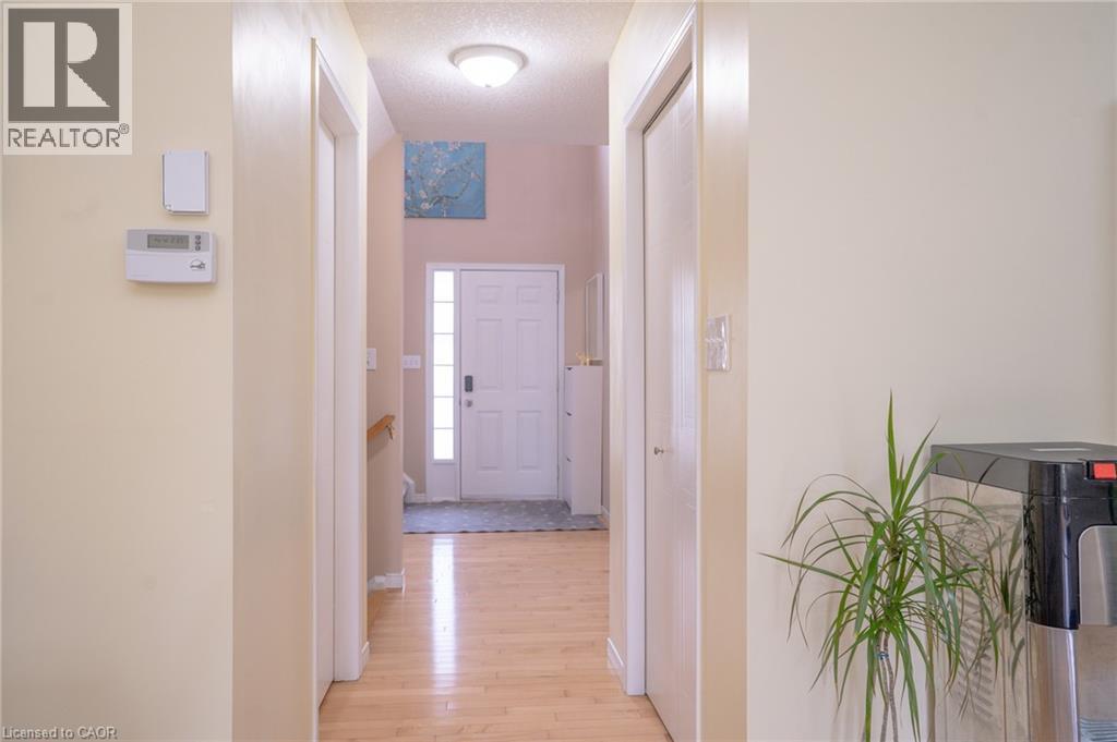 729 Grand Banks Drive, Waterloo, Ontario  N2K 4M2 - Photo 10 - 40843675