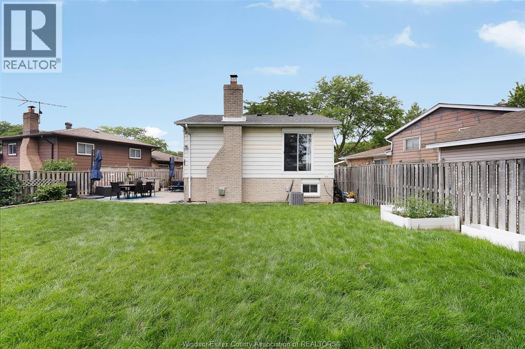 3404 Hemlock, Windsor, Ontario  N8R 1Z9 - Photo 23 - 26014132