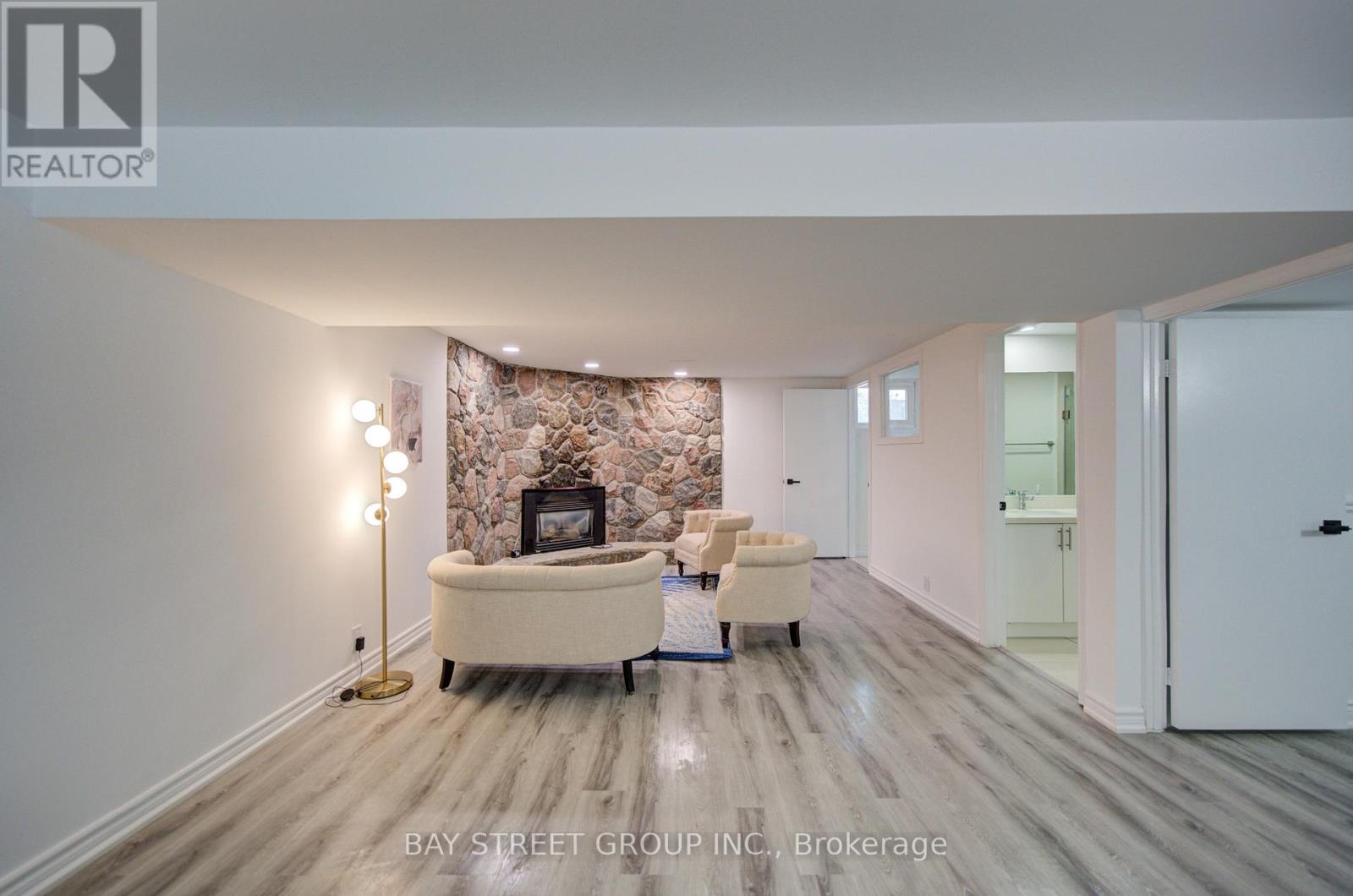 4 Sir Brandiles Place, Markham, Ontario  L3P 2Z5 - Photo 23 - N13441044