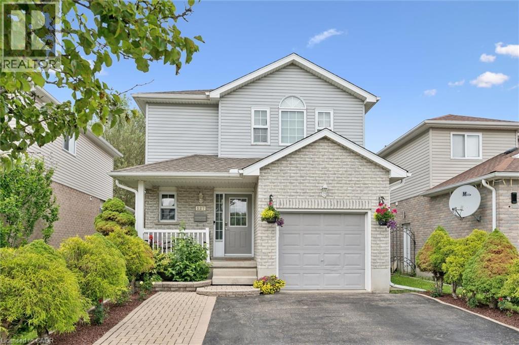 127 Everglade Crescent, Kitchener, Ontario  N2E 3Y5 - Photo 1 - 40843666