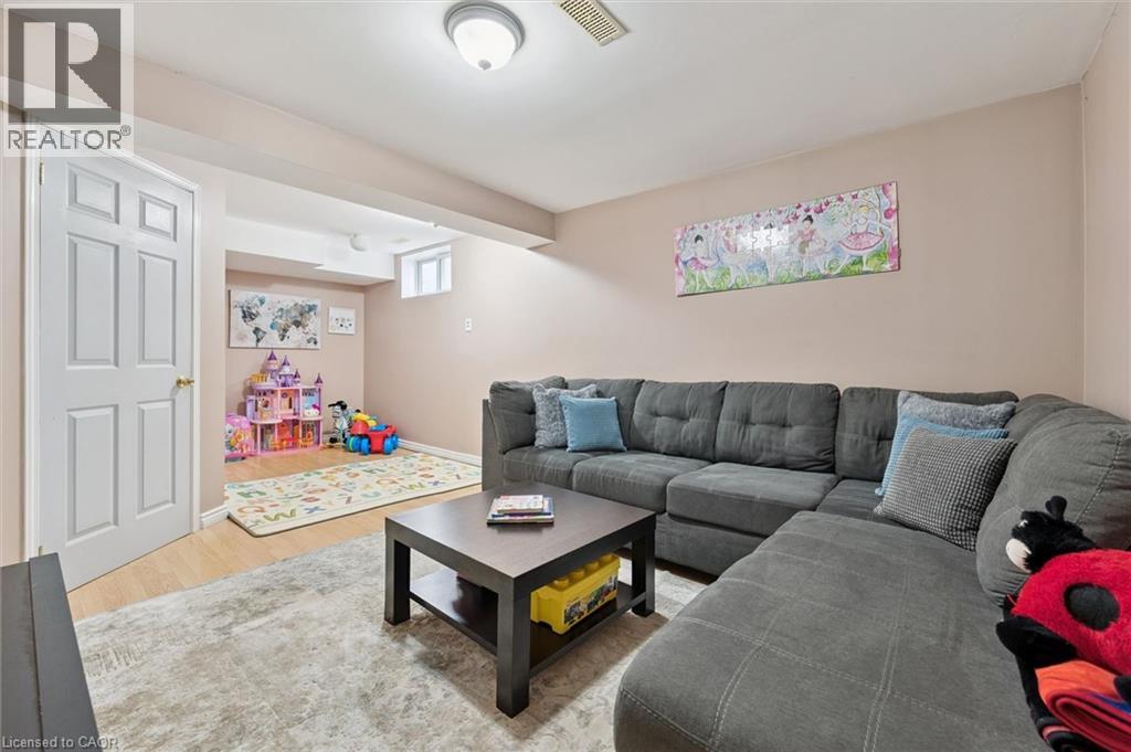 127 Everglade Crescent, Kitchener, Ontario  N2E 3Y5 - Photo 31 - 40843666