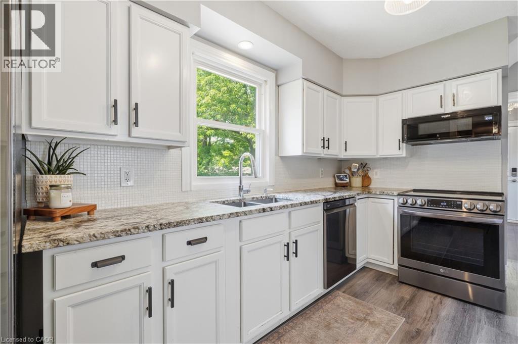 439 Westminster Drive S, Cambridge, Ontario  N3H 1T5 - Photo 12 - 40843531