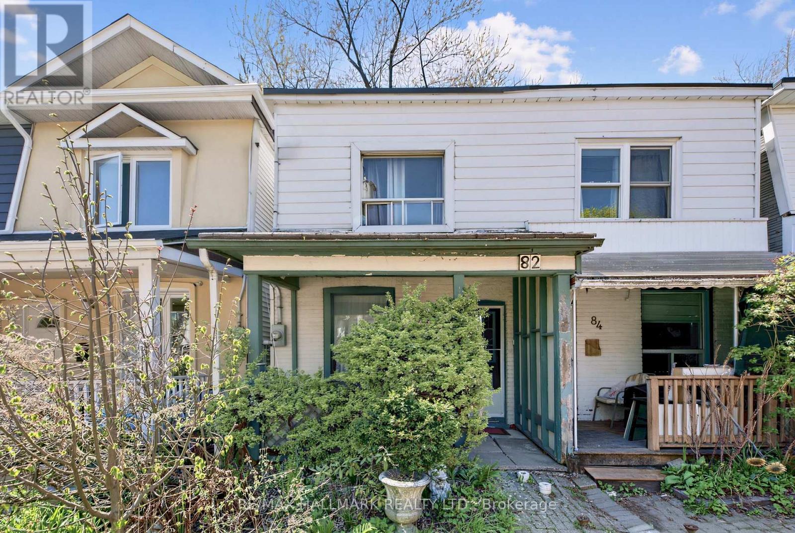 82 Muriel Avenue, Toronto, Ontario  M4J 2Y4 - Photo 2 - E13233886
