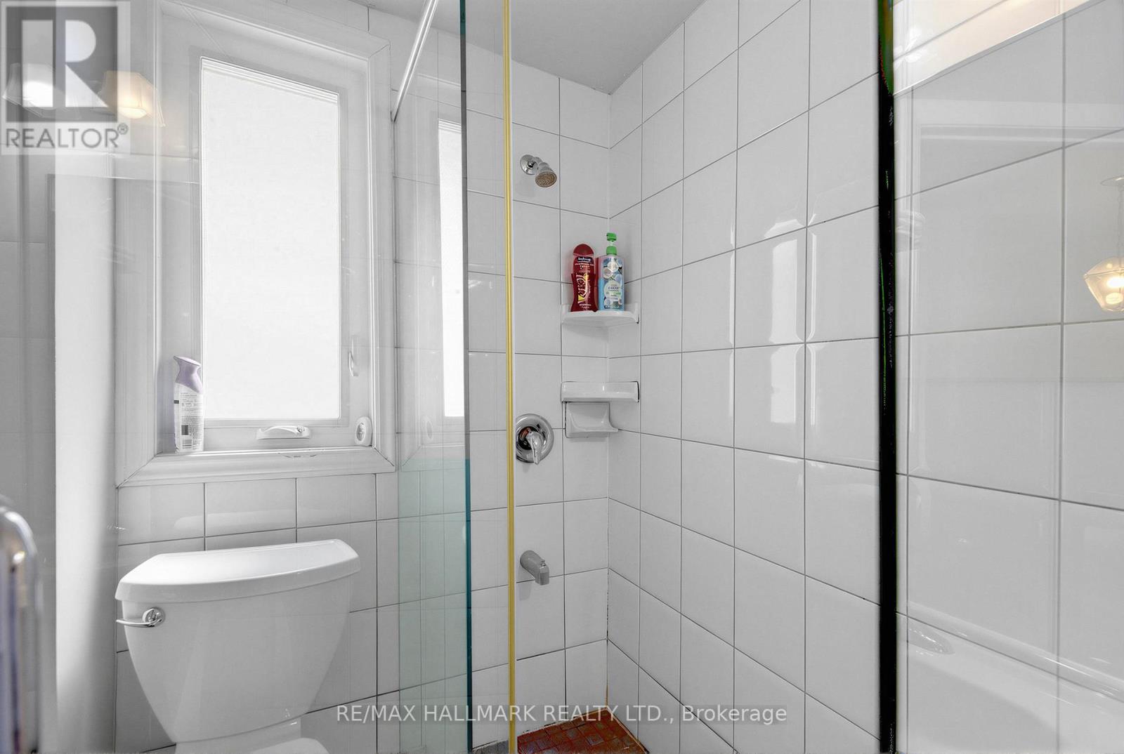 82 Muriel Avenue, Toronto, Ontario  M4J 2Y4 - Photo 24 - E13233886