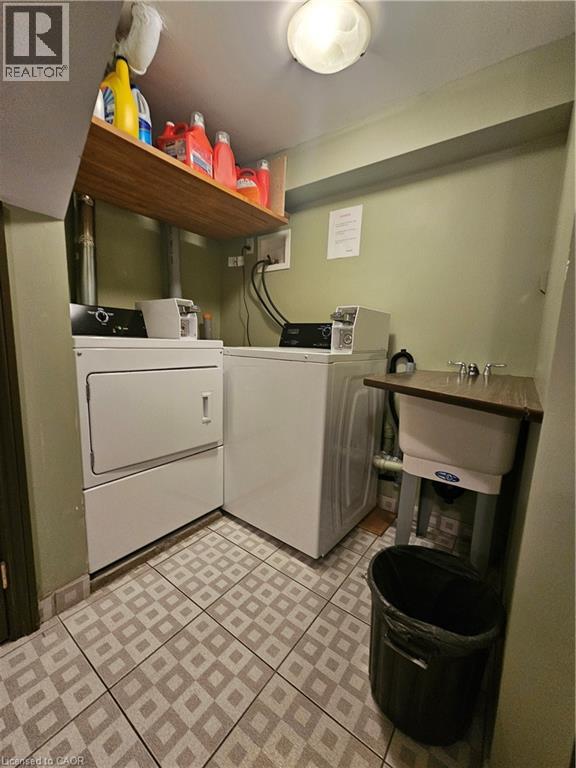 947 Main Street E, Hamilton, Ontario  L8M 2J5 - Photo 10 - 40841000