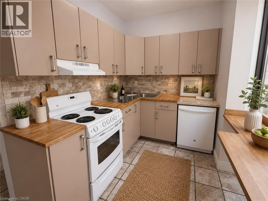 947 Main Street E, Hamilton, Ontario  L8M 2J5 - Photo 4 - 40841000