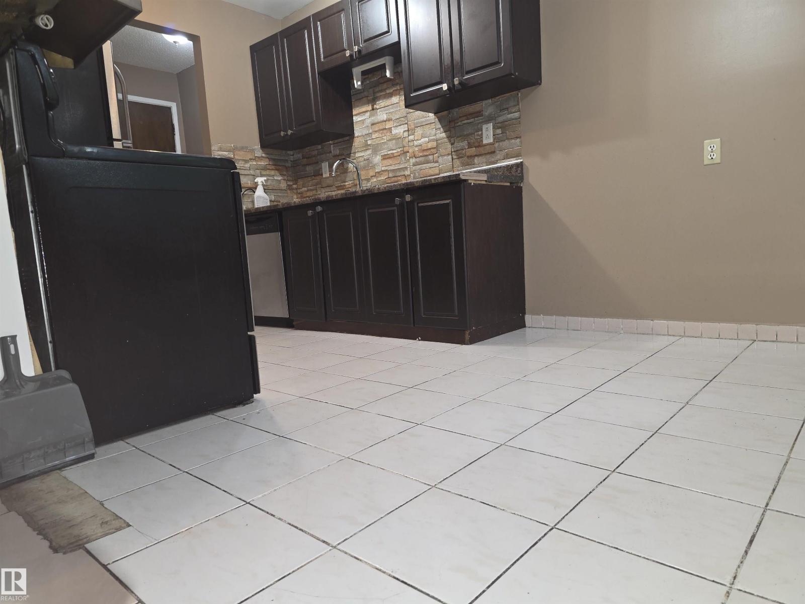 #307 11907 81 St NW NW, Edmonton, Alberta  T5B 2S7 - Photo 9 - E4496203