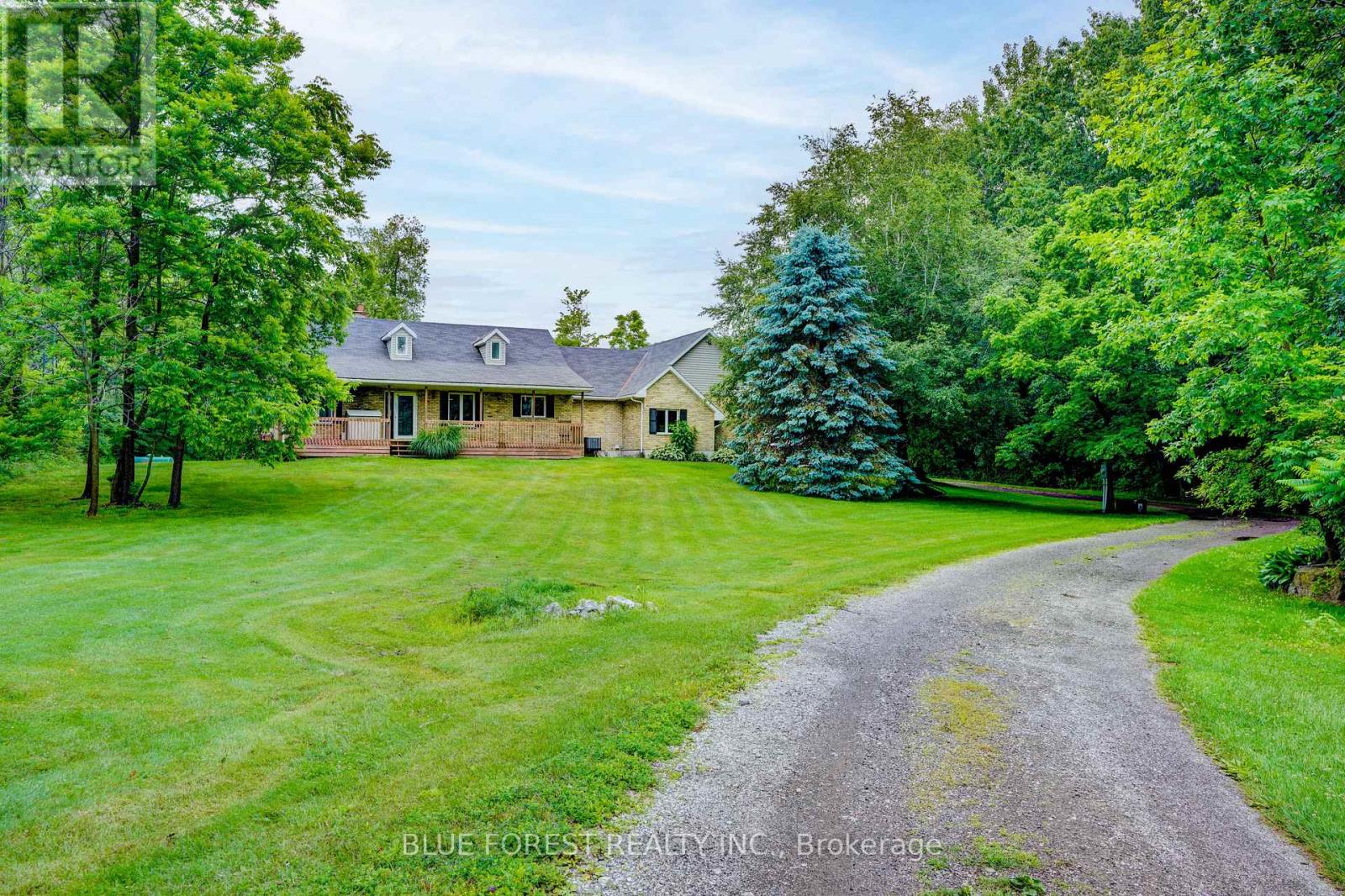 23706 Gray Line, West Elgin, Ontario  N0L 2C0 - Photo 3 - X13499412