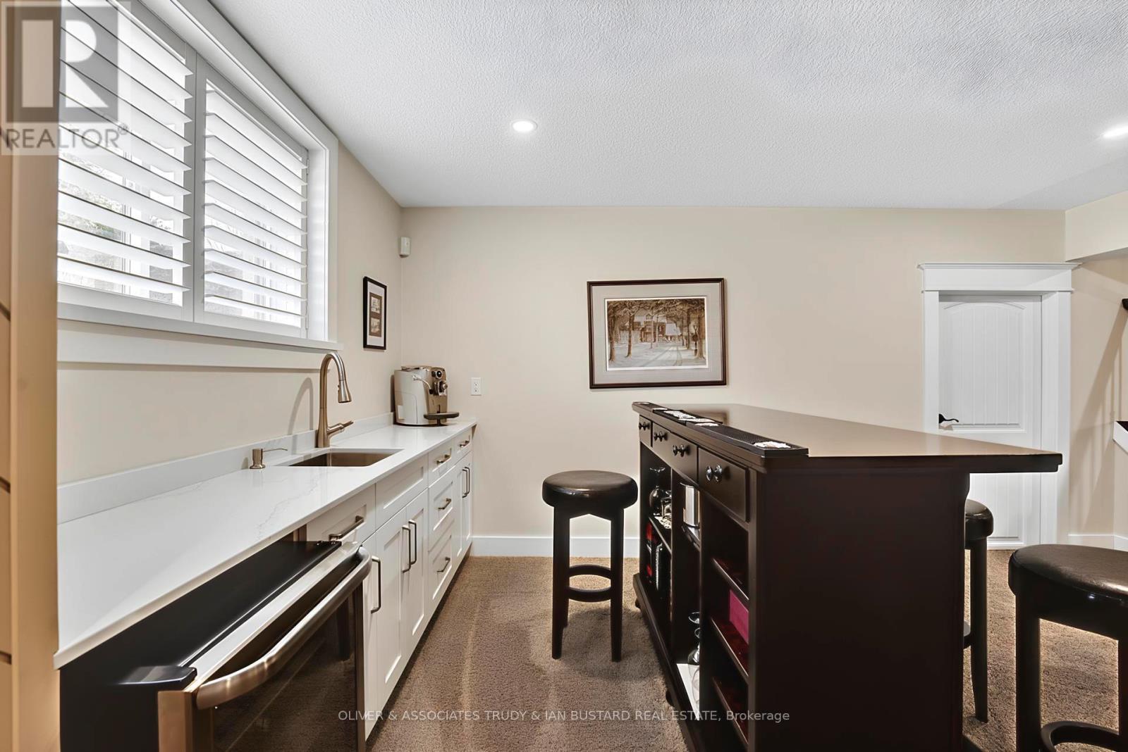 46 Erin Place, Lambton Shores, Ontario  N0M 1T0 - Photo 32 - X13499438