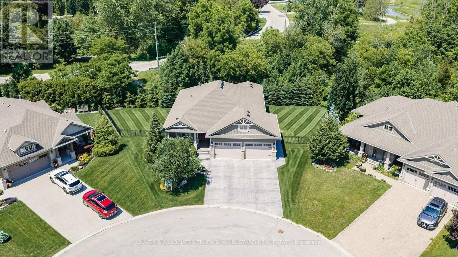 46 Erin Place, Lambton Shores, Ontario  N0M 1T0 - Photo 47 - X13499438