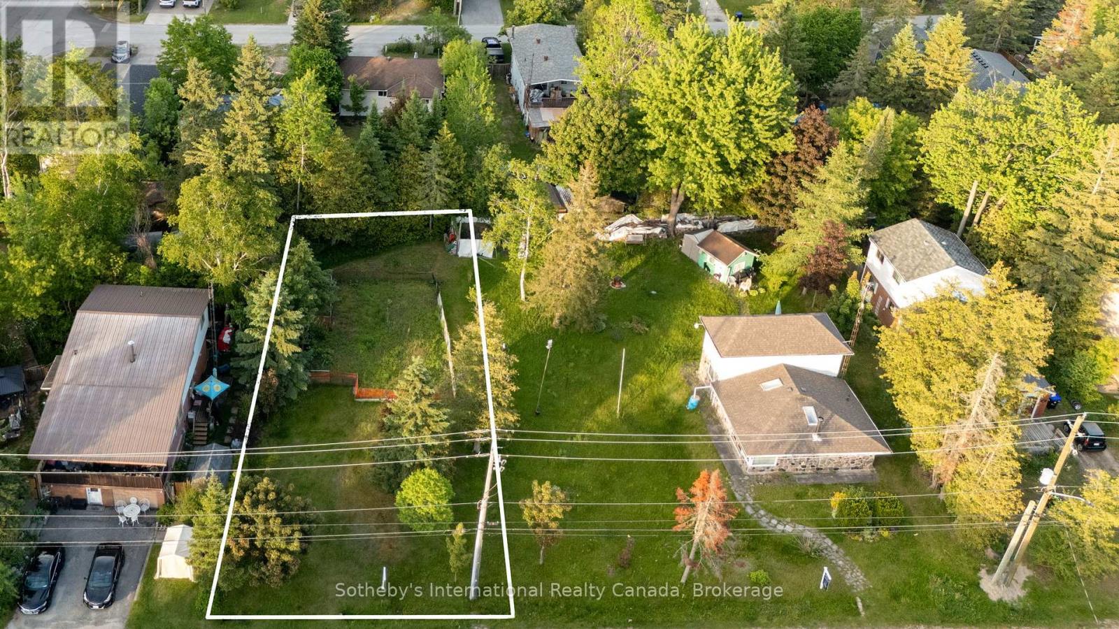 11 62ND STREET S, Wasaga Beach, Ontario