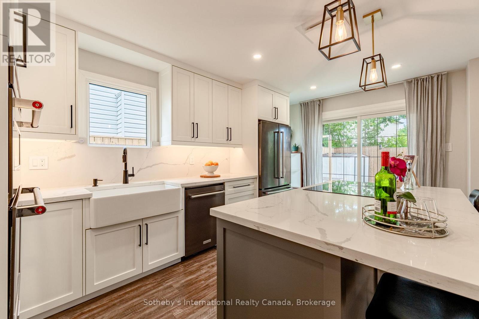 23 Carr Drive, Barrie (Letitia Heights), Ontario  L4N 6M9 - Photo 17 - S13499442