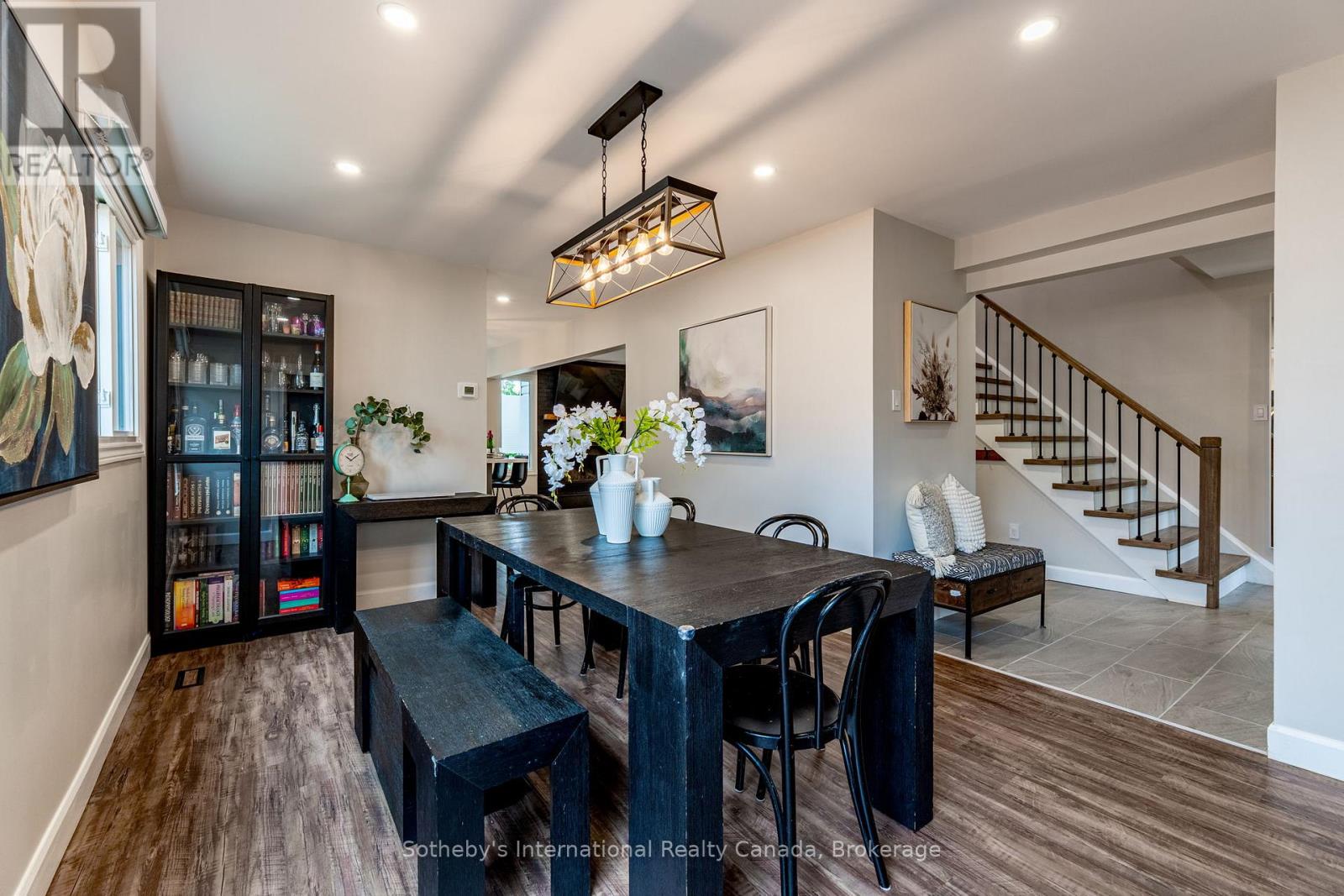 23 Carr Drive, Barrie (Letitia Heights), Ontario  L4N 6M9 - Photo 7 - S13499442